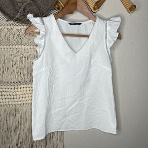 SHEIN White Ruffle Sleeve V-Neck Shirt XS
